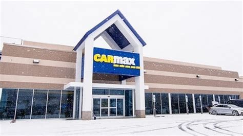 Carmax cleveland - Digital transactions for big-ticket items are not unusual, as companies like CarMax and Carvana have become tremendously lucrative in navigating consumers searching for new and used cars online. A Cleveland-based company has applied that concept to the housing market, simplifying a lengthy selling process via an easy-to-use electronic platform ...